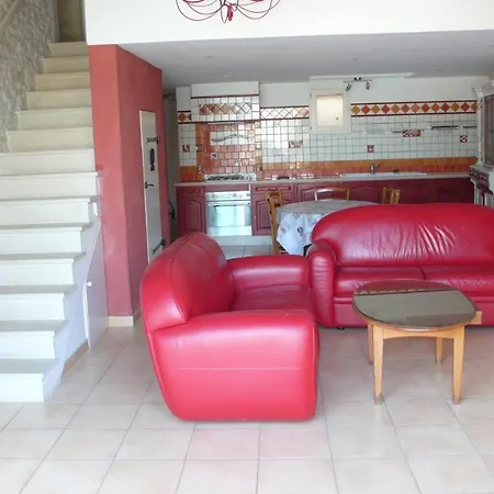Ferienhaus Le Gite Rouge Saujon
