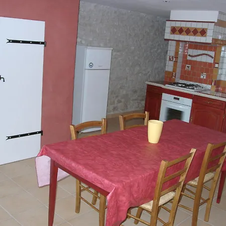 Ferienhaus Le Gite Rouge Saujon